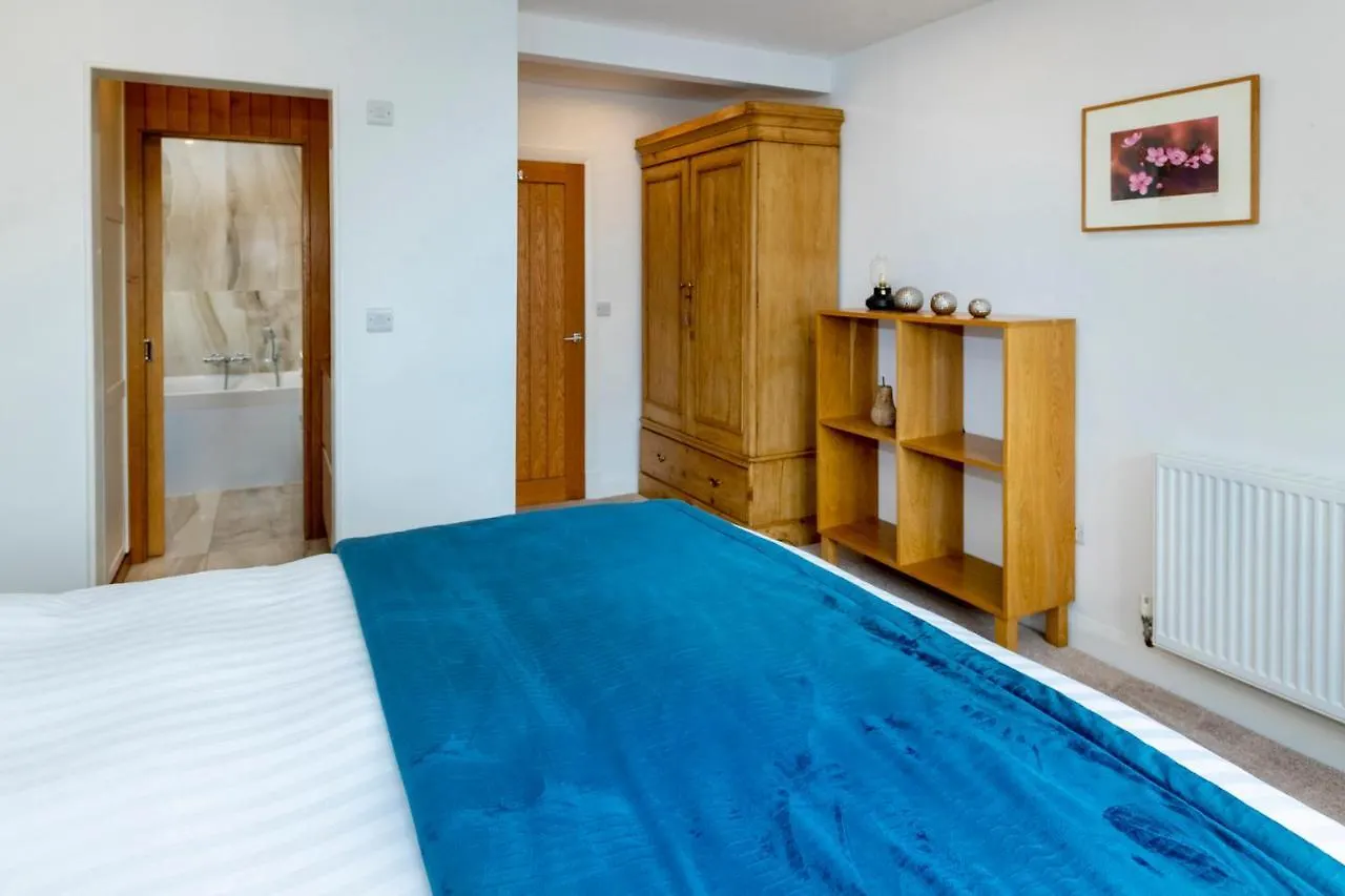 2 The Croft Villa Skipton